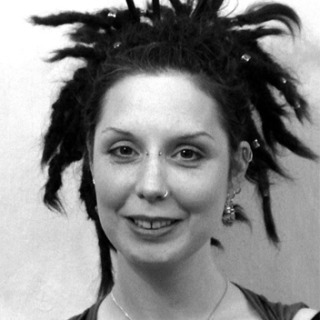 蓝狮在线:Develop 2013:如何将触摸屏控制转化为资产,作者:Lady Shotgun